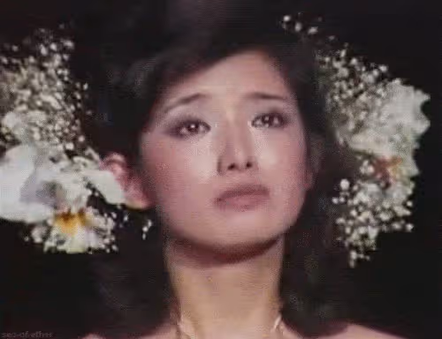 看了山口百惠的春夏穿搭，才發現：再過40年，你穿衣也不如她時髦