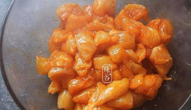 教你在家自製雞米花,又酥又脆,重點是非油炸,更健康~