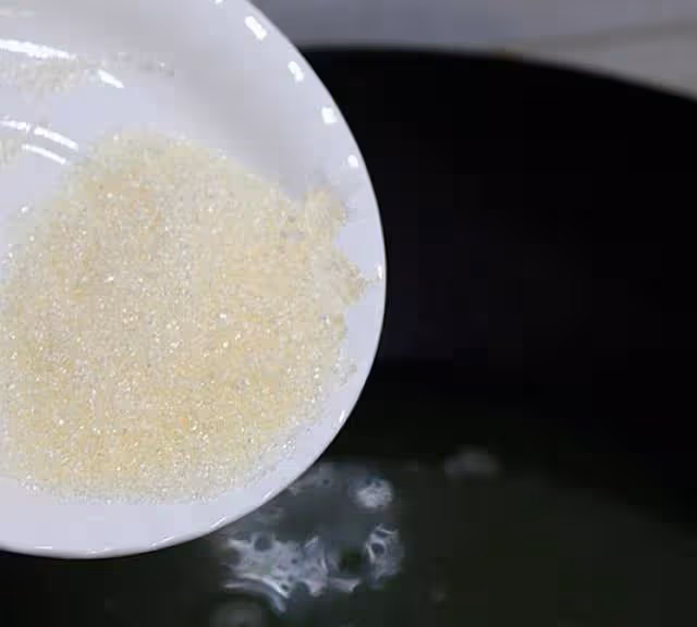 椰蓉黃瓜涼糕,清爽怡人的綠色小甜品~