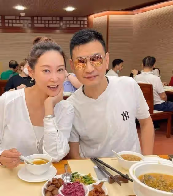 TVB花旦為傭人買金戒指,被贊良心僱主,入行多年不被重用