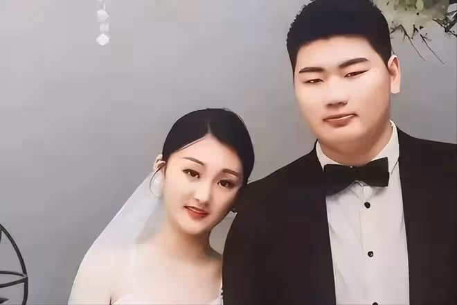 陳萌獨自去做產假,手拿B超單沉默不語,發文24字評價朱小偉