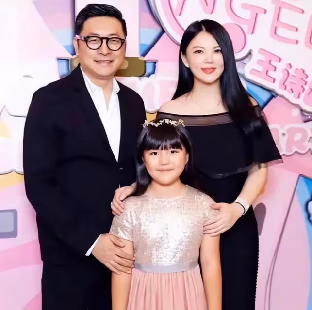 13歲王詩齡疑似戀愛,520收到近10萬元玫瑰,神秘送禮人引人猜測