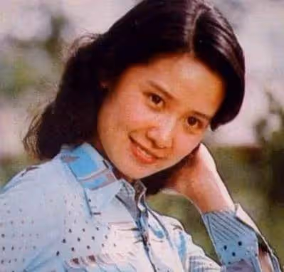 演員張力維:告別導演丈夫,離婚後獨自帶娃,如今她還好嗎?