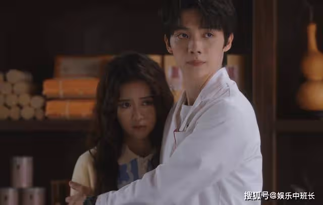 《後浪》任天真不知,他對許萌的兩次救贖,只會將其推進地獄