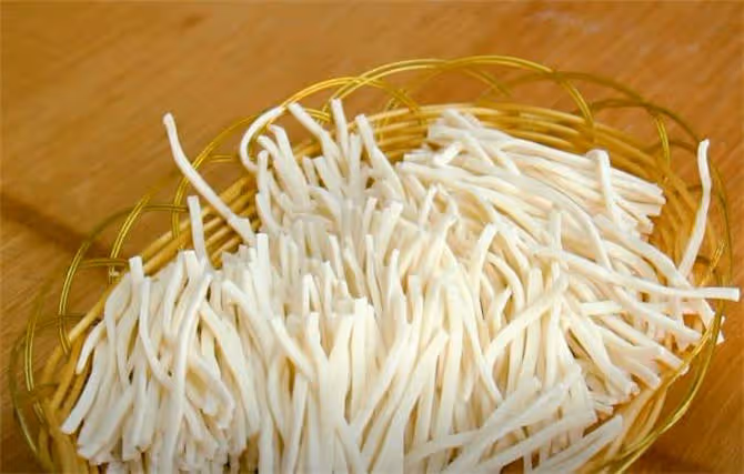 麵條學會這樣做,比吃肉還過癮,不蒸不煮不涼拌,出鍋全家搶著吃