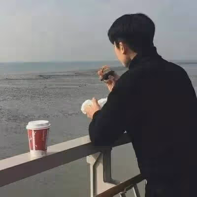 兒子談了三個女友,都被我攪散了,兒子問,什麼樣兒媳婦才能滿意