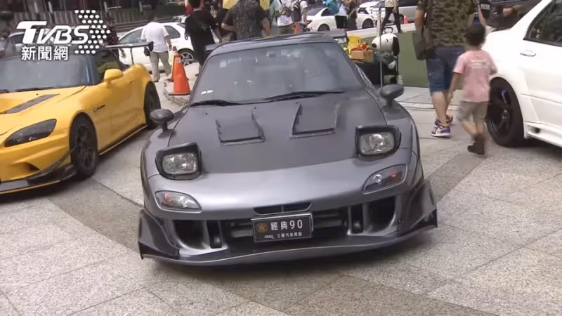 唐老大、韓哥坐駕現身台北!《玩命關頭X》造勢、上億名車集結