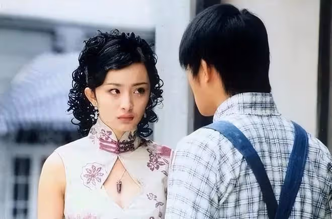 這一次,繼「偽資本」面具被撕開後的楊冪,「努力人設」也翻車了
