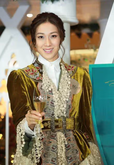 TVB前當家花旦透露難抽時間再回巢拍劇,不抗拒子女入行發展
