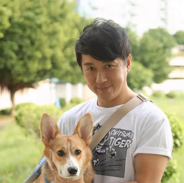 香港知名男星偷拍女鄰居曬日光浴,遭痛批太猥瑣,妻子患癌離世