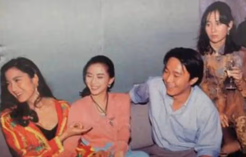 事業精彩、感情黯淡,相戀18年一直未婚,楊紫瓊一生精彩紛呈