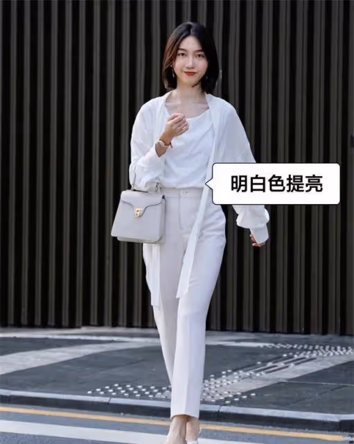 今夏「杏色長褲」又來炸街了，專治腿粗+黑黃皮，洋氣襯膚又顯瘦