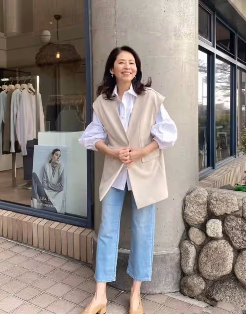 「九分褲」才是炸街首選,配上這幾雙鞋,50歲女人也能美到爆表