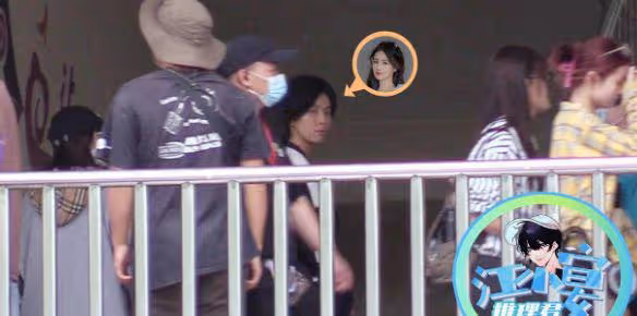 白鹿新劇路透,穿校服戴假髮模樣大變,皮膚暗黃被指越發男相
