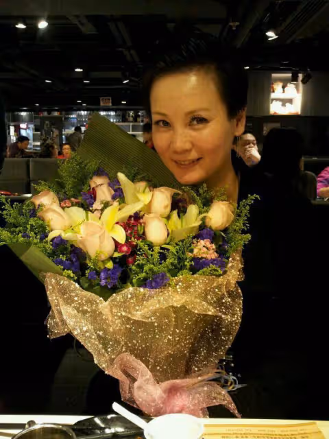 一路走好!54歲TVB女星溫裕紅因癌症離世,效力23年是金牌綠葉