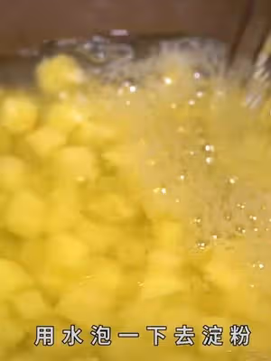 肉沫青椒土豆丁