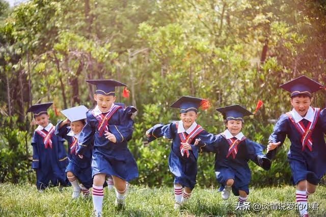 學區房借大姐住8年,去要房的時候她說還房可以,但是得再借一套