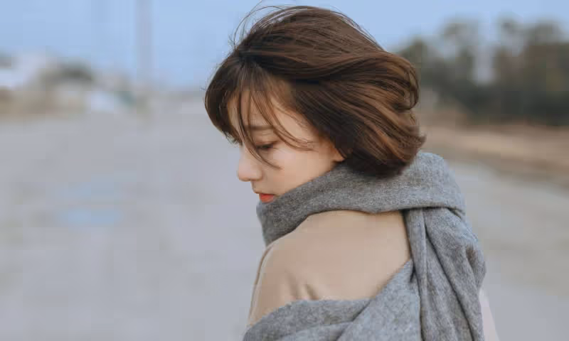 女兒遠嫁鳳凰男,要求父母陪嫁一套房,母親:養女兒不為扶貧