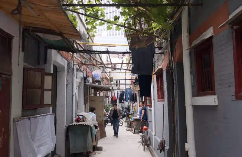 女兒遠嫁鳳凰男,要求父母陪嫁一套房,母親:養女兒不為扶貧