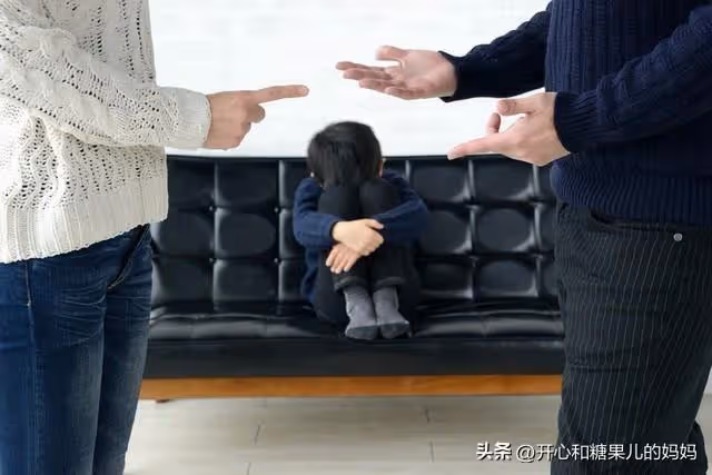 三胎順產男孩,丈夫卻向妻子索要20萬,婆婆:養了三年和親生一樣