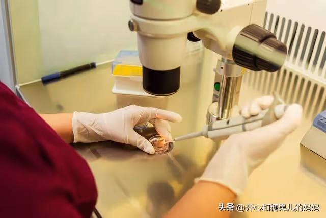 婚後多年不孕,檢查後丈夫精子成活率不足5%,婆婆:用公公的吧