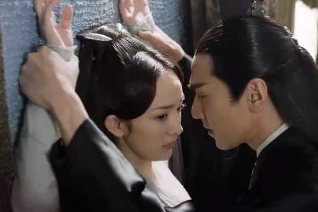 為何男明星不願意與楊冪「拍親近戲」?胡歌一語擊中,原來劉愷威沒撒謊