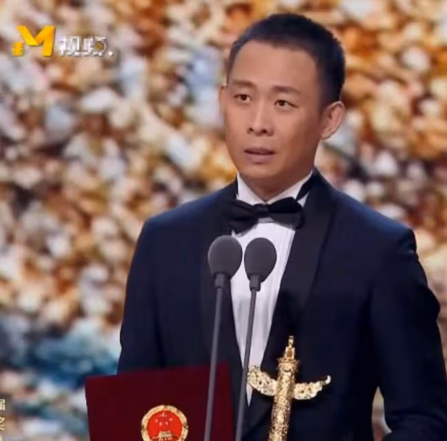 華表獎獲獎名單出爐,張譯拿下電影獎大滿貫,易烊千璽陪跑意難平
