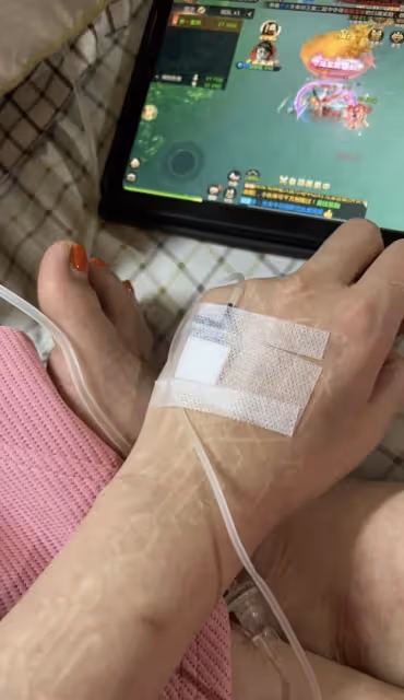 汪峰前妻葛薈婕酒癮發作!身體微顫精神狀況堪憂,曾因吸毒被拘留