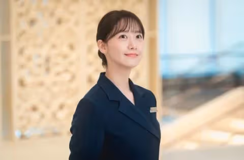 《衣袖紅鑲邊》售後!「爺爺」李德華給李俊昊送上應援咖啡車:「我的孫子就拜託大家了~」