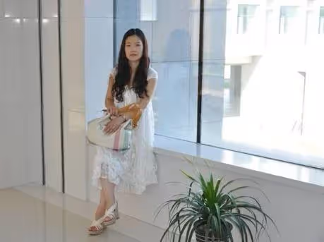 臨時被通知上夜班!單親爸爸無奈「把5歲兒子託付給女鄰居」 接兒子無意「看見她裙子」當場愣住了