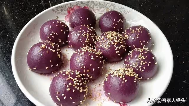 紫薯一個吃法真叫香,孩子隔三差五點名要吃,軟糯香甜,做法簡單