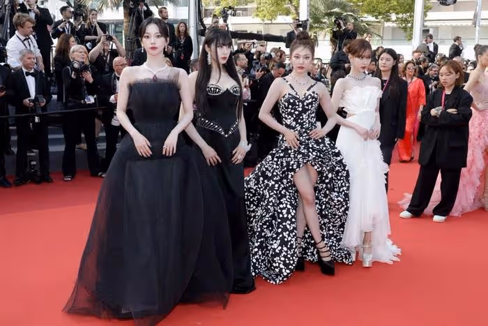 韓國女團走上坎城紅毯,她戴16億韓元項鍊,網友:一套公寓的價格