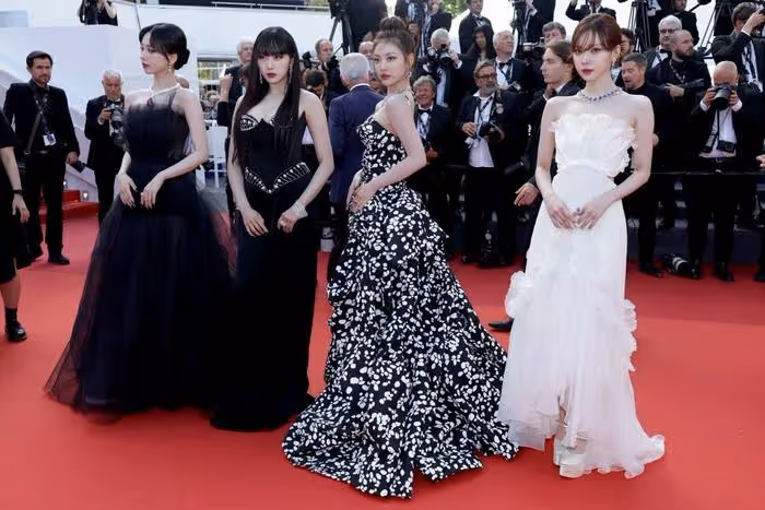 韓國女團走上坎城紅毯,她戴16億韓元項鍊,網友:一套公寓的價格