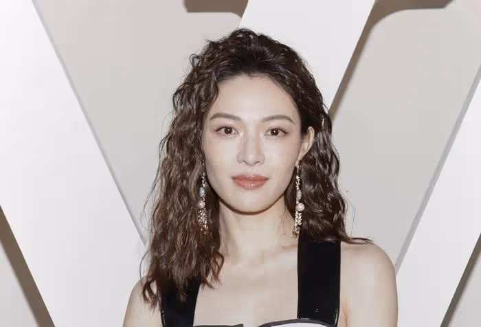 LV秀場生圖曝光,谷愛凌氣場足,宋茜著裝大膽,木村光希油頭滿面