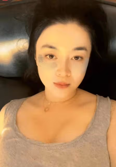 關婷娜:直播宣布感情受到重創,有輕生的念頭,被欺騙10多年