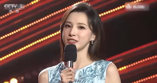 曝央視亞運演唱會6人主持團,王嘉寧不受重視,任魯豫張宇穩居C位