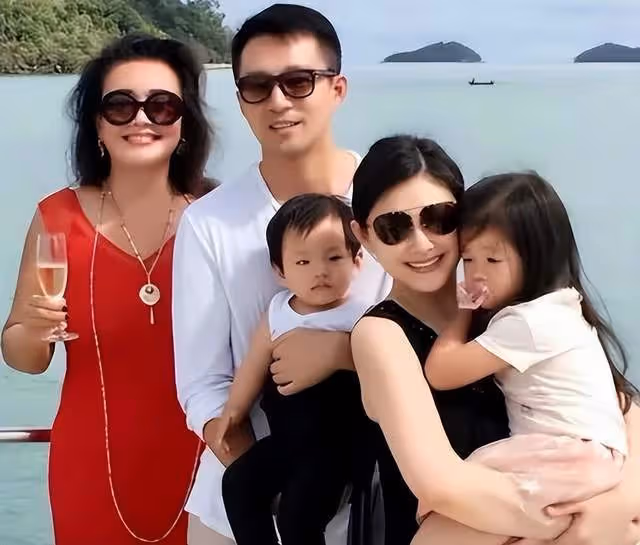 汪小菲探望孩子太頻繁,被問其每次給娃零花錢多嗎?大S回答顯情商