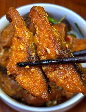 朋友建議我開個小館子😅😅香辣魚塊太香了🔥
