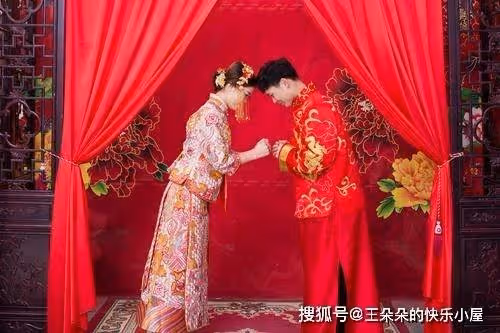 離婚後!聽說前夫娶「居家清潔員」我笑著去看熱鬧 婚禮現場「看到新娘」我淚灑當場!