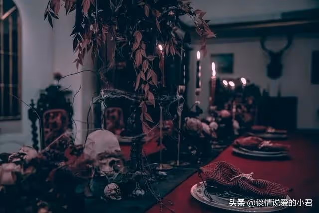 年終獎15萬，我想給親媽治病，老公說：錢要留著給我媽辦壽宴
