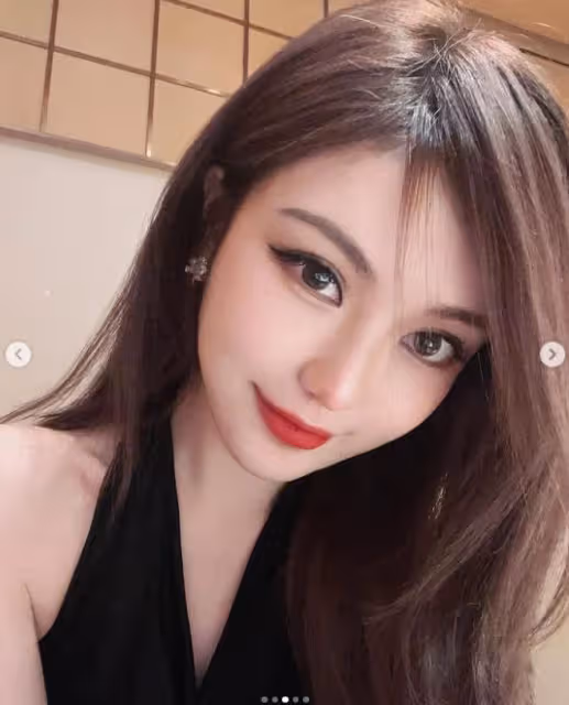 35歲周揚青換新風格,轉型為成功女性,手握百億做自己的富豪