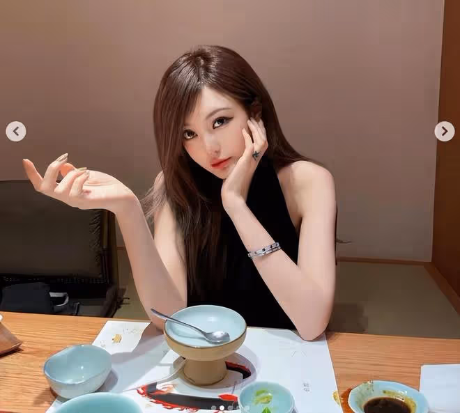 35歲周揚青換新風格,轉型為成功女性,手握百億做自己的富豪