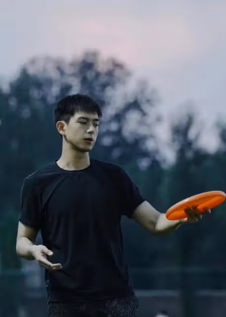 曝知名女星是女海王!與仨男頂流發生過關係,還玩劇組夫妻當小三