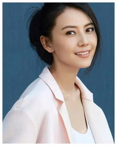 娛樂圈最具「美人臉」的5位女星，王麗坤墊底，第一美得傾國傾城