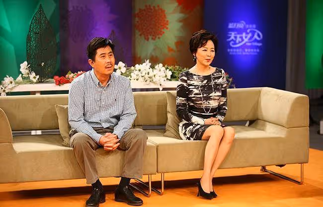 尤勇智前妻劉曉春:結婚1年就分手,二婚嫁郭凱敏有笑也有淚