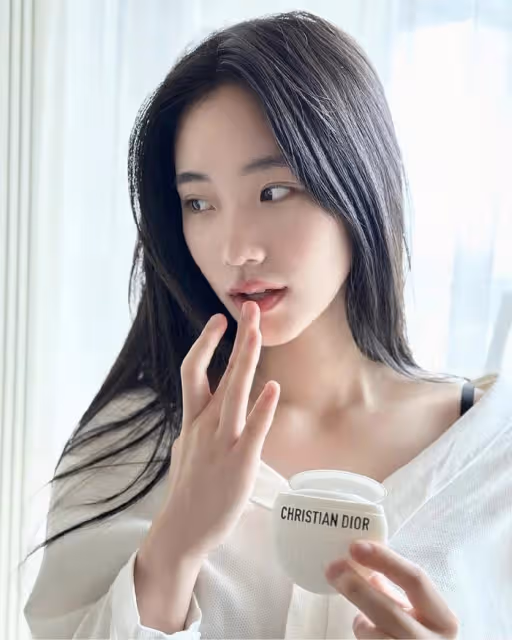 小S15歲二女兒再創收!拍新廣告嘟嘴wink好成熟,曾自稱要養媽媽