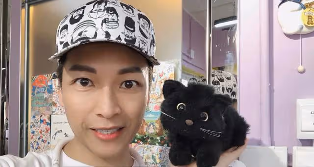 又走一個!TVB知名男星宣布約滿離巢,狀態凍齡55歲看著像35歲