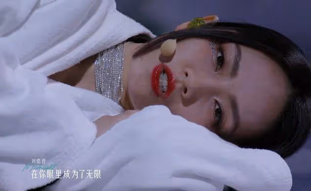 《乘風》二公舞台看點,《面紗》被吐槽難聽,謝娜一開口太出戲