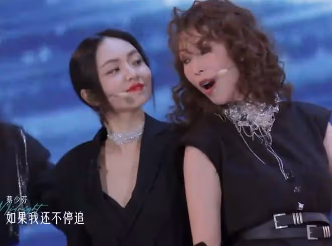 《乘風》二公舞台看點,《面紗》被吐槽難聽,謝娜一開口太出戲
