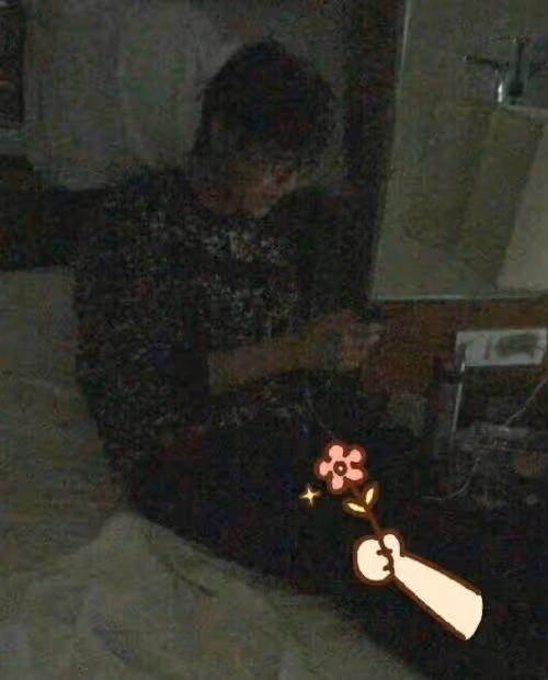 許嵩深陷睡粉風波，得手後對女生冷暴力，公司回應：取證中
